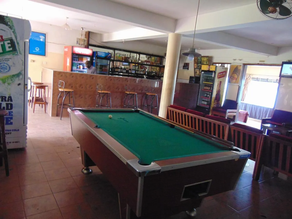 Brisk Hotel Triangle Njeru